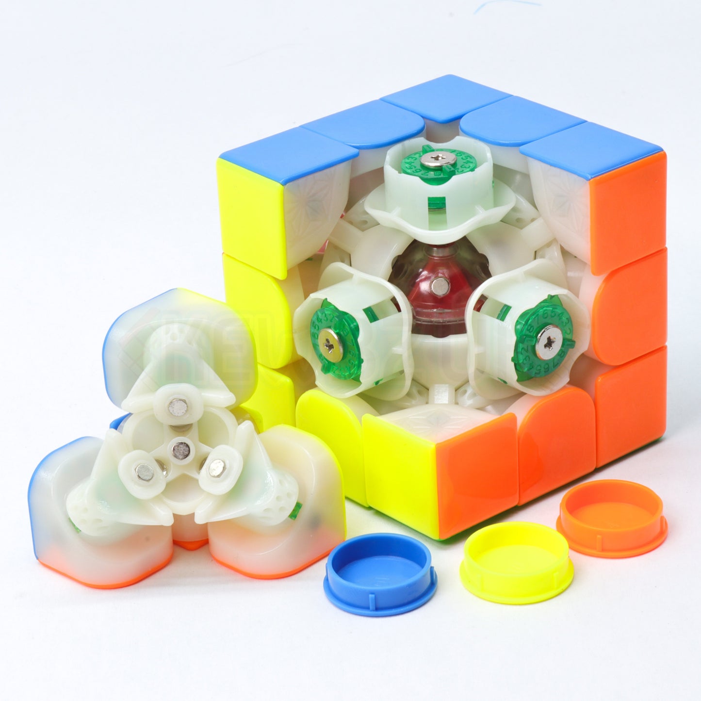 FanXin HuDong Light 3x3 Flagship (Magnétique, UV, Ball-Core)