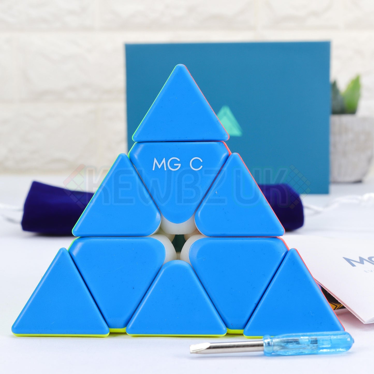 YJ MGC Pyraminx (Magnétique)