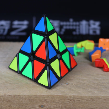 ZCube Pyraminx (Magnétique)
